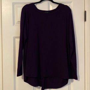 Long sleeve purple sweater that buttons down the back. Tunic style size xlg